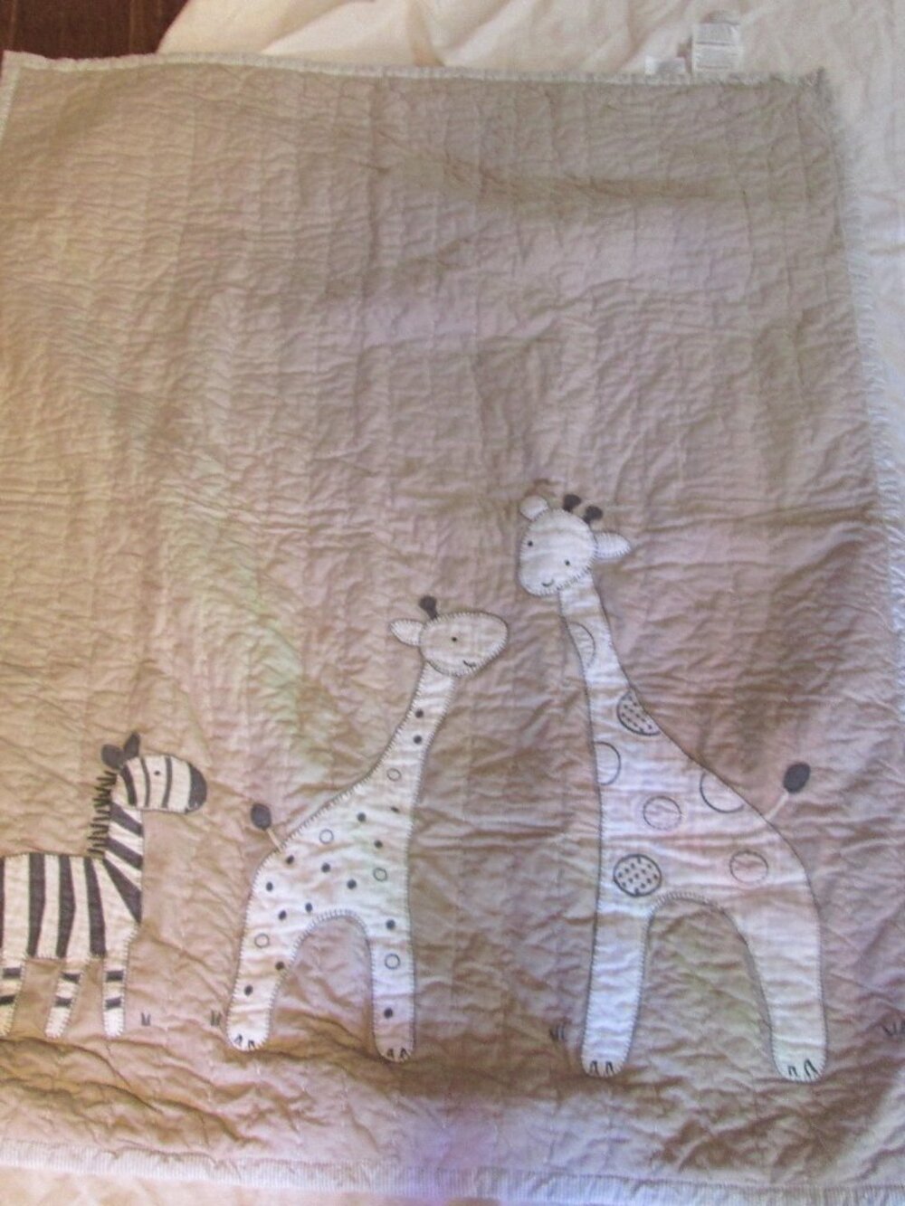 Lambs Ivy safari baby quilt tan soft colors VGUC crib quilt